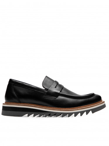 Sapato Masculino Loafer Tratorado Couro - Preto
